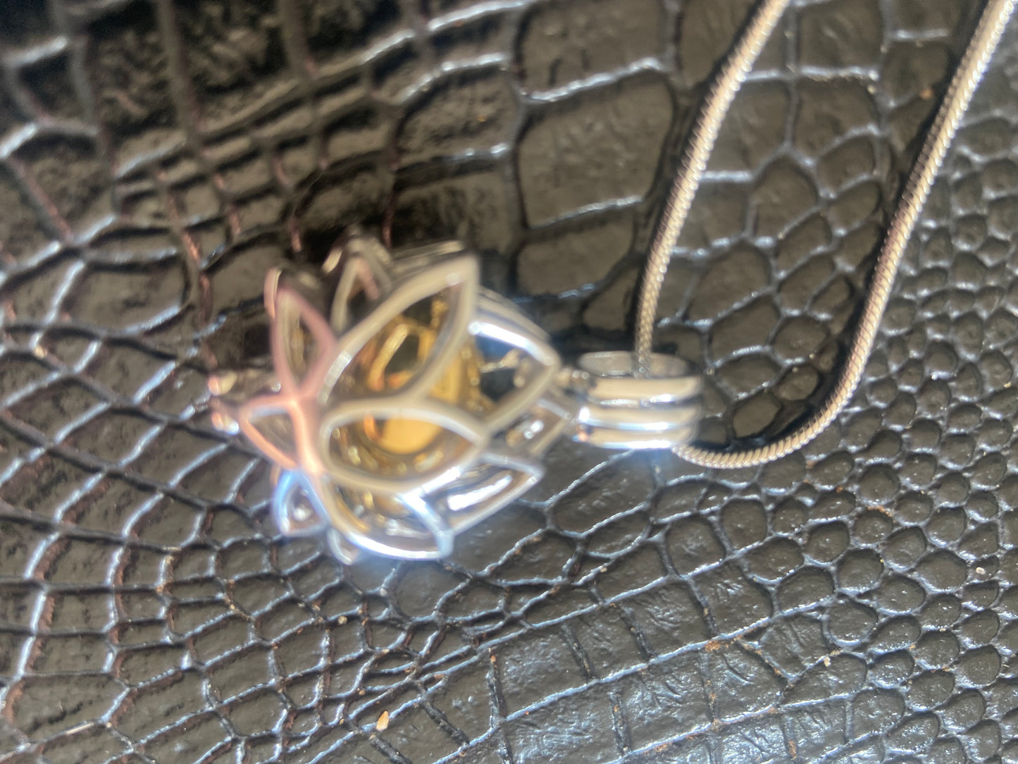 Lovely Flower Locket